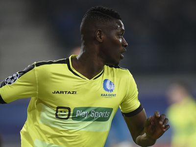 Galatasaray Golcü Oyuncu Kalifa Coulibaly'i Kadrosuna Katmak İstiyor!