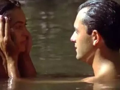 Hülya sette soyunurdu, gözüm kayardı demişti! Yalçın Dümer'in o sözlerine Hülya Avşar'dan yanıt: Eşek herif!
