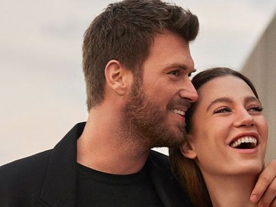 Kıvanç Tatlıtuğ çıplak haliyle dillere düştü: Kime olsa sıcak basar!