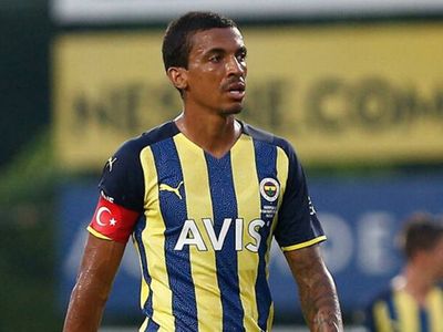 Luiz Gustavo Kimdir?