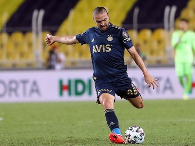 Caner Erkin, Çaykur Rizespor'a İmzayı Attı! Transfer Resmen Açıklanıyor