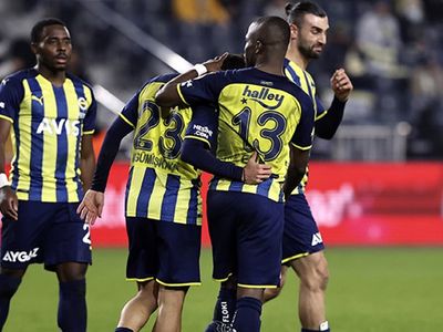 Afyonspor Teknik Direktörü Cem Kavçak Fenerbahçe'ye Türkiye Kupası'nda Elenmelerinin Ardından Konuştu!