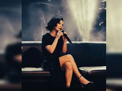 Fatma Turgut'tan konser sahnesinde yılın itirafı geldi: Hem aldattım hem de...