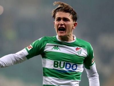 Ali Akman, Avrupa'daki İlk Maçında Gol Attı!