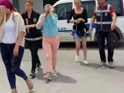 Bursa’da yakalanan kataloglu fuhuş çetesinin evinden çıkanlar polis ekiplerini şaşkına çevirdi