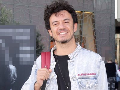 Buray Samimi Tavırlarıyla Dikkat Çekti