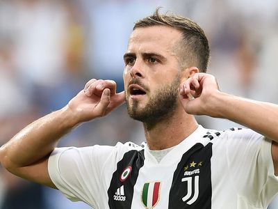 Beşiktaş'ın Transfer Ettiği Miralem Pjanic Kimdir?