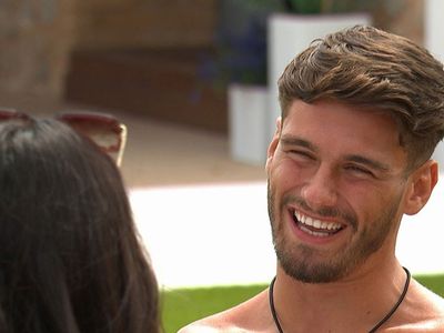 Biri Bizi Gözetliyor'un yabancı versiyonu Love Island'da şoke eden görüntüler! Kamera karşısında cinsel ilişkiye girdiler
