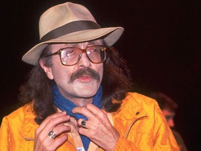 Cem Karaca Kimdir, Cem Karaca Boyu Kaç, Kilosu Kaç, Aslen Nereli, Sevgilisi Kimdir?