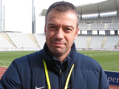 Melih Gümüşbıçak, Fenerbahçe Maçında Mesut Özil’i Eleştirince Taraftarlardan Büyük Tepki Topladı