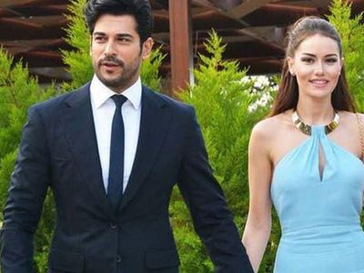 Fahriye Evcen ikinci kez anne oluyor! 8 aylık hamile olan Evcen'in çocuğuna koyacağı isim bile belli oldu 'Bu ne saçma isim'