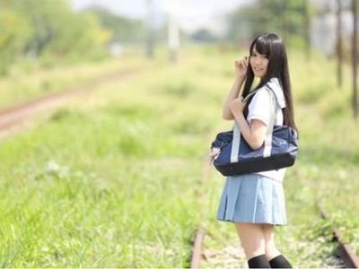 Japonya’da kız öğrencilerin saçını atkuyruğu yapması yasak! Nedeniyse şaka gibi