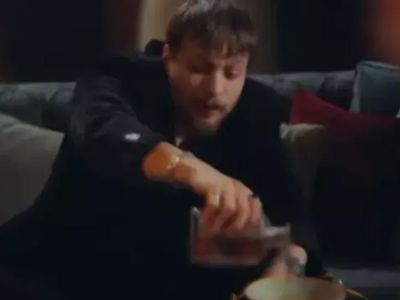 Taş Kağıt Makas dizisindeki o rezalet RTÜK'ü harekete geçirdi! 4 kadını yan yana dizip ''Köpek gibi havla'' dedi!