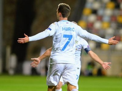 Galatasaray Robert Muric'i Kadrosuna Katmak İstiyor!