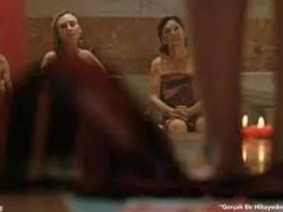 Yalı Çapkını dizisinin yıldızı tam bir çapkın çıktı! 'İki kocamla birlikte yaşıyorum'