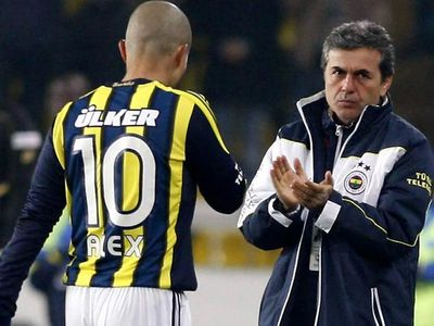 Başakşehir'in Teknik Direktörü Aykut Kocaman Kimdir?