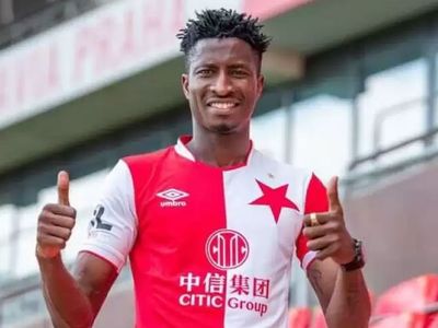 Fenerbahçe'nin transferde ilgilendiği Peter Olayinka'nın menajeriden sarı lacivertlilere kötü haber geldi!