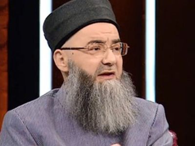 Cübbeli Ahmet"ten kadınlarla ilgili olay yaratan sözler! ‘Müslüman olmayan kadınların yanında...’
