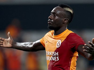 Galatasaray'dan Ayrılan Mbaye Diagne Ticarete Atıldı!