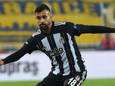 Galatasaray Rachid Ghezzal İle Anlaşma Sağladı!