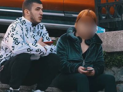 Sosyal medya fenomeninden ahlaksız teklif! Genç kızlara ‘benimkini yer misin’ dedi