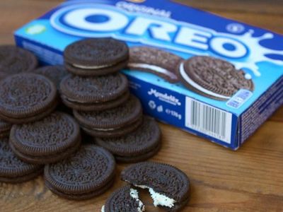 Anne babalar dikkat! Çocuklara zarar veren Salmonella virüsü Oreo bisküvilerinde bulundu