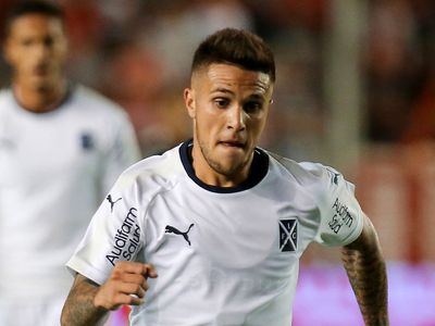 Fenerbahçe Transferde Fabricio Bustos'u Hedef Aldı!