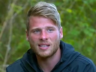Survivor'da skandallar bitmiyor: Evli yarışmacı adada diğer kadınlarla... Resmen harem kurmuş!