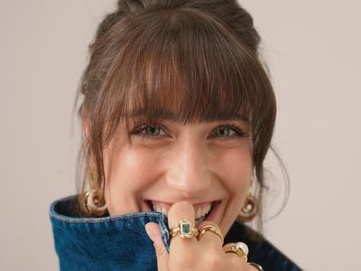  Hazal Kaya Hastalığını İtiraf Etti: Yardım Çağrısında Bulundu