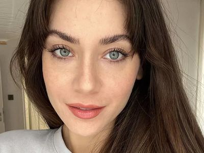 Milan İsminin anlamı nedir? Fulya Zenginer karnı burnunda paylaşımı olay oldu! Bebeğine koyduğu isim ülkeyi ikiye böldü