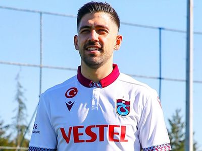 Trabzonsporlu Anastasios Bakasetas'ı Sporting Lizbon transfer etmek istemiş!