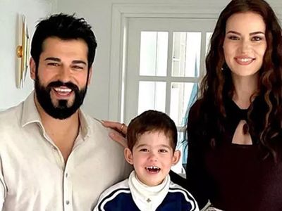 İkinci çocuğuna hamileydi! Fahriye Evcen ve Burak Özçivit’ten üzen haber geldi: İkiliye destek mesajları yağıyor