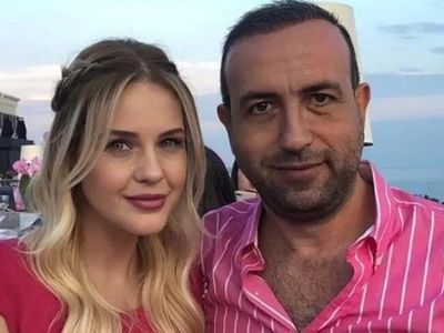 Çifte ihanete uğrayan Emine Ün'den eski eşini çileden çıkaracak pozlar! Ünlü isme yorum yağdı: 'Kim derki 44 yaşında'