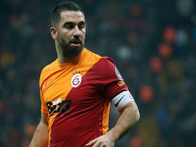 Galatasaraylı Arda Turan, futbolu bıraktıktan sonra teknik adam olmaya karar verdi!