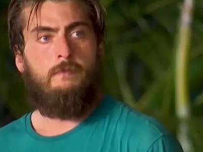 Survivor Yaman'a yüz kızartan cinsellik sorusu: ''İstersen yaparsın, ormana girer yaparım''