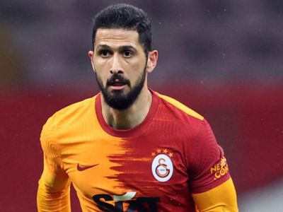 Galatasaray'dan Alanyaspor'a Transfer Olan Emre Akbaba Gündeme Oturdu!