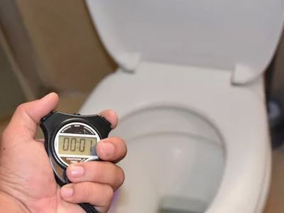 Tuvalette 5 dakikadan fazla duranlar dikkat! Bu hastalığın pençesinde olabilirsiniz...