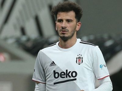Beşiktaş'a veda eden Oğuzhan Özyakup Feyenoord'a transfer oluyor!
