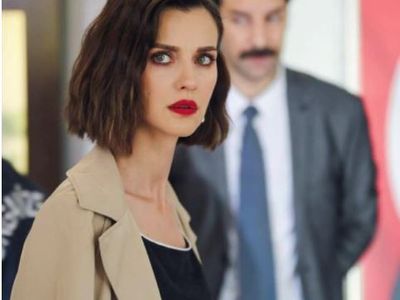 İrem Helvacıoğlu Geceye Damga Vurdu! Elbisesiyle Kendine Hayran Bıraktı