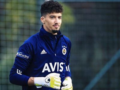 Newcastle United, Altay Bayındır'ı Transfer Etmek İstiyor!