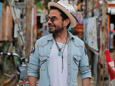  Kenan Doğulu Kimdir? 