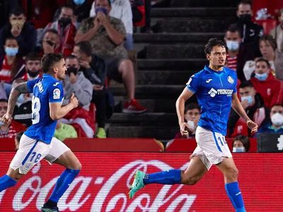 A Milli Takım'ın Getafeli Futbolcusu Enes Ünal Granada'ya Gol Attı!