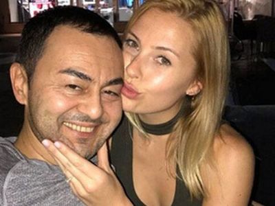 Serdar Ortaç, Konser Öncesi Eski Eşi Chloe Loughan Hakkında Konuştu