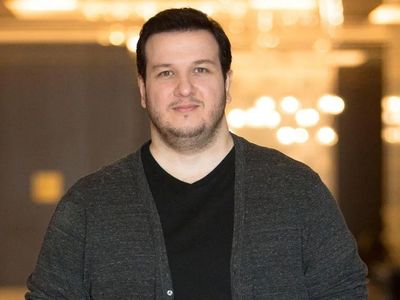 Şahan Gökbakar Çektiği Videolardan Elde Ettiği Geliri Afetzedelere Bağışlayacak