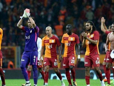 Maicon Göztepe İle Görüşüyor!