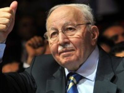 Prof. Dr. Necmettin Erbakan Kimdir?