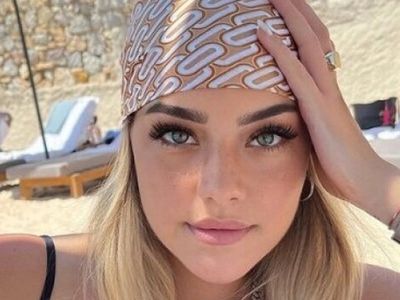 Aycan Yanaç kimdir?