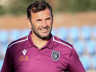 Teknik Direktör Okan Buruk'un Kayserispor'u sosyal medyadan takip etmesi dikkat çekti!
