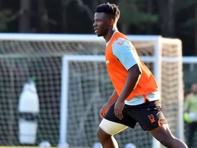 Bordeaux Başakşehir'den Youssouf Ndayishimiye'yi Transfer Ediyor!