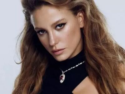 Aile'nin Devin'i Serenay Sarıkaya dizinin finalini paylaştı: Kısa bir sahne!